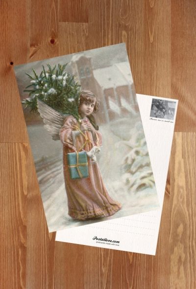 Angel with a christmas tree