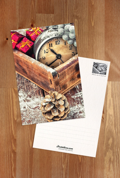 Weihnachts-Tannenzapfen-Uhr